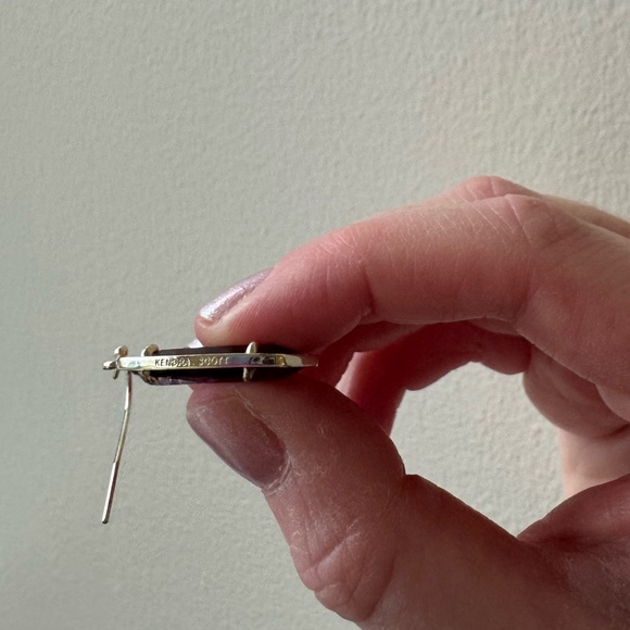 💜RARE Kendra Scott translucent purple + gold drop Dani earrings! Like new! - Picture 7 of 7